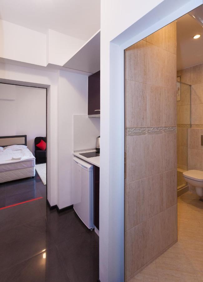 Central Beach Guest Rooms Burgas Exteriör bild